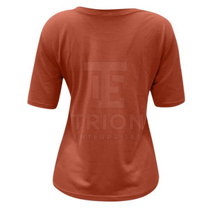 Camiseta Desgastada Personalizada con Logotipo para Mujer, Mejor Precio, Color Personalizado, Hecha en Pakistán - Product Image 3