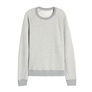 เสื้อสเวตเชิ้ตคอกลมถักนิตติ้งสีเทาสำหรับผู้ชาย ทรงปกติ สวมใส่สบาย เป็นมิตรกับสิ่งแวดล้อม ดีไซน์สีตัดต่อ เหมาะสำหรับใส่ในฤดูหนาว - Product Image 2