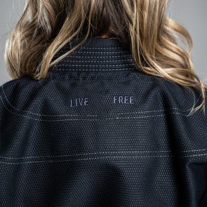 Uniforme Jiu Jitsu Gi ligero profesional para mujer con cinturón, tela flexible y duradera y opciones de sublimación personalizadas - Product Image 2