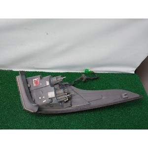 Luz Trasera Derecha Usada Latitude 265500029R - Product Image 3