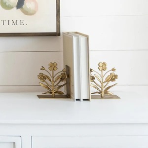 Sujetalibros Decorativos Modernos de Aluminio con Diseño Floral Dorado para Estanterías, Hogar, Oficina y Mesa - Product Image 3