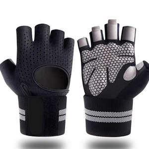 Guantes de Medio Dedo, Color Rosa y Negro, Malla Transpirable, Correa de Muñeca Ajustable, Guantes Deportivos Unisex - Product Image 5