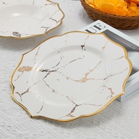 Service de Table de Luxe en Porcelaine Marbrée Style Nordique Élégant Blanc Veineux Doré Assiettes et Bols Bord Festonné 6 Pièces Formel