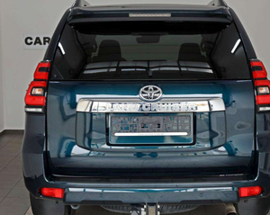 LISTO PARA ENVIAR: VEHÍCULO EXECUTIVO DIÉSEL DE 5 PLAZAS, 4 CILINDROS, 2.755 CCM, 204 HP, VOLANTE A LA IZQUIERDA, EURO 6, TRANSMISIÓN AUTOMÁTICA - Product Image 2