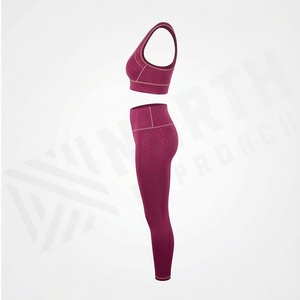 Ropa Deportiva de Poliéster de Alta Calidad para Mujer, Conjunto de Yoga Personalizado al por Mayor, Ropa Deportiva Impermeable de Tallas Grandes - Product Image 3