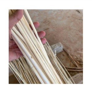 Varas de Ratán Natural Redondas de 2m de Diámetro y 200cm de Longitud, Marca 99GD, Modelo Emma, para Muebles y Artesanías - Product Image 1
