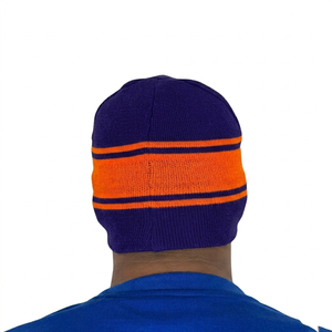 Bonnet en jacquard confortable 100 % acrylique, design tendance, prix de gros, idéal pour l'hiver - Product Image 4