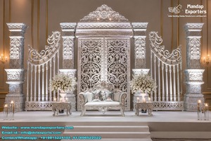 Escenario de Boda con Temática Romana, Recepción Victoriana, Decoración Elegante de Estilo Gótico con Arco Floral y Conjunto de Muebles Blancos - Product Image 6