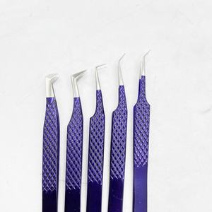 Pinzas para extensión de pestañas de acero inoxidable con recubrimiento en polvo púrpura Punta puntiaguda de volumen sostenible Todo tipo de cuidado personal NOMEX - Product Image 3