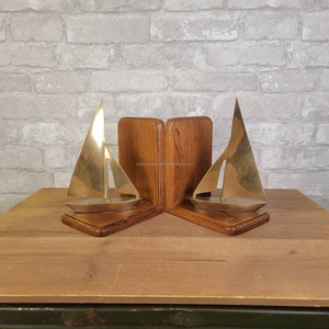 Extremos de libro náutico exclusivos personalizados, organizador de escritorio, extremos de libro de latón baratos a la venta con tipo de vajilla grabada - Product Image 1