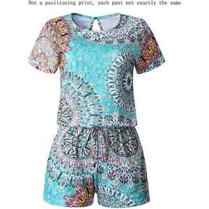 Conjunto de Verano para Mujer: Top Corto Acanalado de Color Brillante y Pantalones Cortos de Ciclismo a la Cintura Alta, Transpirable y a la Moda - Product Image 4