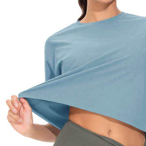 Haut court asymétrique pour femme à manches courtes, col rond, coupe ajustée, tricoté, séchage rapide, décontracté, mode estivale, léger et respirant - Product Image 4