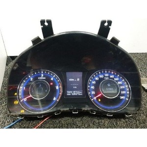 แผงหน้าปัดรถยนต์ i40 Combi, Sedan ปี 2011-2015 มือสอง ของแท้ รหัสอะไหล่ 940013Z350 - Product Image 1