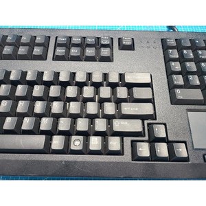 Teclado Mecánico Cherry G80-11908LPMUS-2 / 00 con Panel Táctil, Usado, Piezas de Equipos Semiconductores Legacy - Product Image 1