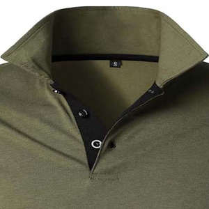 Polo de punto para hombre, color verde oliva, manga corta, estilo casual, con ribete negro en el cuello y los puños. - Product Image 4