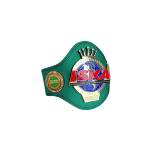 Cinturón de Campeonato ISKA con Emblema Dorado y Plateado, Cinturón de Título de Cuero Verde de Primera Calidad para Kickboxing y Deportes - Product Image 1
