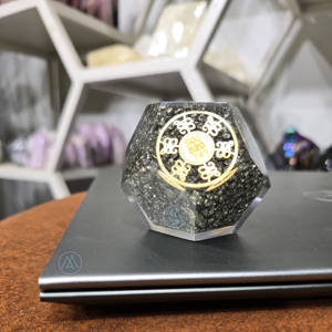 Orgone dodecahedron เรซิ่นชิป pyrite orgonite polyhedron EMF การป้องกันการเจริญเติบโตทางจิตวิญญาณการรักษาความรักเรกิด้วยสัญลักษณ์ Zibu - Product Image 1