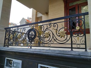 Balustrade de balcon française en métal d'intérieur, modèle moderne et de la meilleure qualité, - Product Image 3