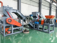 Ligne de production de granulés de caoutchouc de pneus usagés de qualité supérieure 500 kg/h pour les surfaces de parcs pour chiens - Pneus PCR