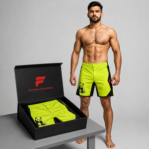 Shorts de MMA modernes dotés d'une construction haut de gamme, d'un confort respirant et de matériaux durables pour une performance athlétique constante. - Product Image 6