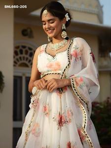 ชุดผ้าโปร่งบางสีสวยพร้อมลายดอกไม้ดิจิตอลและลูกไม้ Gota ทำงาน lehenga-choli และ dupatta - Product Image 4