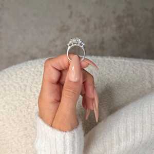 Hot Selling Round Cut Moissanite Three Stone <b>Ring</b> 925 Silver Fine <b>Proposal</b> Gift For Engagement Wedding Party Charms - Product Image 6