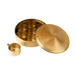 Ensemble de récipients à épices hermétiques en laiton de qualité supérieure avec couvercle gravé – Masala Dani - Product Image 2