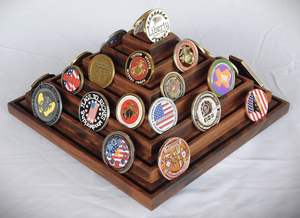 Soporte de madera para monedas, expositor de monedas de madera, soporte de madera para colección de medallas, expositor de monedas de madera. - Product Image 3