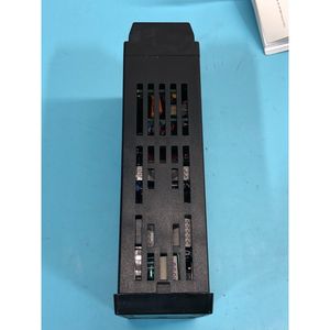 EUROTHERM 808/L1/0/R1/C2/0/QS/(AJHF206)/CE - Équipements et pièces semi-conductrices d'occasion fiables à l'échelle mondiale - Product Image 1