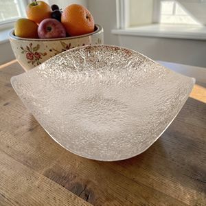 Frutero de Acero Inoxidable con Borde Dorado Martillado, Hecho a Mano, de Lujo, Moderno, Biodegradable y Ecológico, Centro de Mesa para el Hogar - Product Image 3