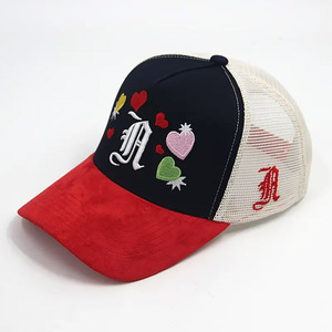 Gorras Trucker Clásicas Personalizadas Bordadas en Diferentes Colores Contrastantes, Ajustables, Transpirables, para Playa y Uso al Aire Libre - Product Image 1