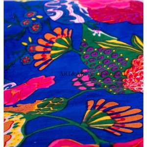 Tissu en coton 100% indien fait main à imprimé floral multicolore pour la confection de robes, tissu pour robe d'été pour femmes, robe - Product Image 4