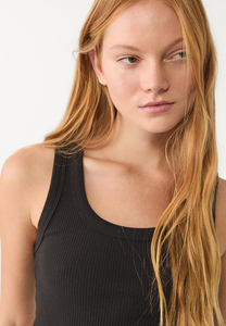 Camiseta sin mangas de punto acanalado con cuello redondo para mujer, 100% algodón, estilo hip hop, color liso, longitud regular - Product Image 3