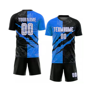 Conjunto de Camiseta de Fútbol Elástica Personalizada de Alta Calidad, Manga Corta, Cuello Redondo, Estampado Geométrico Sublimado, Absorbe la Humedad, 100% Poliéster - Product Image 3