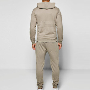 Survêtements déchirés à manches longues en matière de qualité supérieure, style streetwear, nouvelle collection tendance - Product Image 4