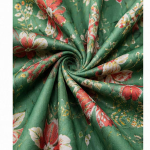 Camisa Moderna con Estampado para Hombre, con Tacto de Algodón Suave, Tela Resistente y Corte Regular Cómodo para Uso Diario - Product Image 6