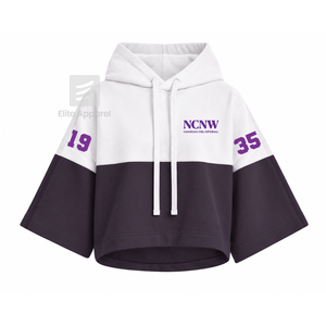 เสื้อฮู้ดครอปสีบล็อก NCNW แบบกำหนดเอง พร้อมโลโก้ปักด้านหน้า สีม่วงขาว แขนสั้น สไตล์ลำลองสำหรับผู้หญิง - Product Image 1