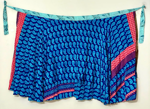 Falda cruzada reversible estilo bohemio y vestido largo floral vintage |   Traje de Baño de Talla Única |   Seda reciclada hecha a mano con cinturón |   Transpirable - Product Image 6