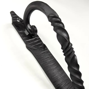 Poignée de Porte en Fer Forgé à la Main Modèle KHP-DECO-SP ; Résistante à la Rouille, Installation Facile, Style Traditionnel, Surface Embossée ; Porte - Product Image 3