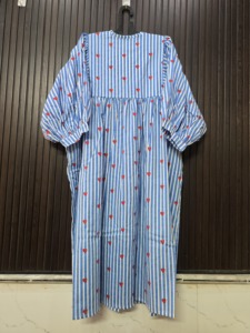 Vestido de mujer con estampado de corazones a rayas azules y blancas, estilo vintage, cintura imperio, manga larga, corte en A, con lazo, largo hasta la rodilla - Product Image 3