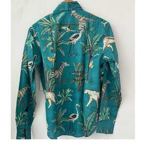 Camisa de Algodón Tejido con Estampado Animal para Mujer, Cuello Abotonado, Manga Larga, Casual, Primavera Verano, Corte Regular, Blusa con Estampado Azul y Rosa - Product Image 4