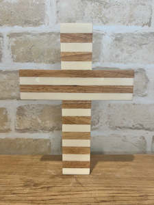 Venta al por mayor hecha a mano de pino madre de perla incrustaciones religiosa Santa Cruz colgante de pared para decoración de Navidad - Product Image 3