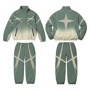 Ensemble deux pièces pour hommes Survêtement vintage à fermeture éclair Survêtement en nylon à rayures réfléchissantes sublimation coupe-vent pour hommes - Product Image 6