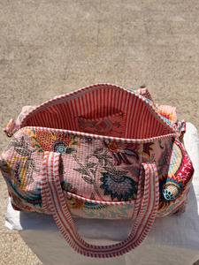 กระเป๋าผ้าฝ้ายพิมพ์ลายตุรกีสำหรับผู้หญิง กระเป๋าเดินทางลายดอกไม้แบบเย็บติดกัน กระเป๋าเดินทางขนาดใหญ่ กระเป๋าออกกำลังกาย กระเป๋าเดินทางสุดสัปดาห์  รับสกรีนโลโก้ - Product Image 6