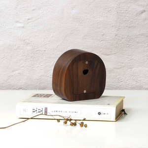 Reloj de Madera Decorativo para Mesa o Escritorio en Venta al Mejor Precio, Relojes Personalizados con Base para Decoración de Habitaciones - Product Image 3