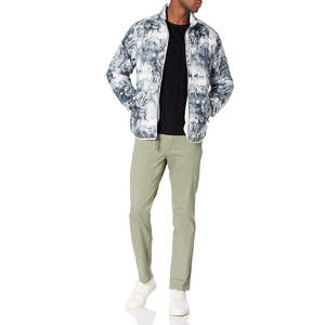 Veste d'hiver personnalisée pour la randonnée, doudoune légère et isolante, pliable, chaude, en duvet de canard, vêtements d'extérieur pour hommes - Product Image 3