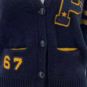 Crea tu Propio Cárdigan de Punto con Cuello en V de Alta Calidad Personalizado con el Logotipo de tu Hermandad/Fraternidad/Escuela/Universidad - Product Image 2