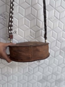 Bolso Bandolera de Cuero Genuino Hecho a Mano con Diseño de Media Luna, Estilo Bohemio Gitano, Novedad, Hecho a Mano, Estilo Occidental, Multiusos - Product Image 4