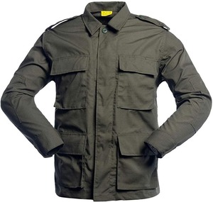 Conjunto de Ropa de Camuflaje para Exteriores con Diseño Contemporáneo para Senderismo, Aventura y Uso Diario - Product Image 2