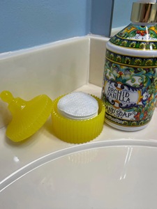 ILAHI's Eco-Friendly Handmade Resin <b>Mold</b>-<b>Hand</b> Modeled Modern Christmas Wedding New Year Feng Shui Design Soft Interior Delicate - Product Image 1
